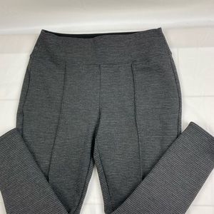 Apt. 9- Pant. Gray. Petite Large. Stretchable and Elastic.